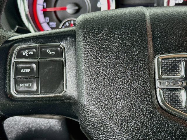 Used 2018 Dodge Grand Caravan SE w/ UConnect Hands-Free Group FWD image 11