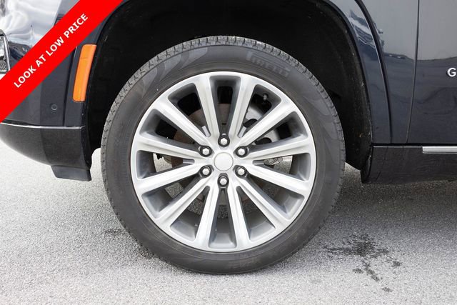 Used 2024 Jeep Grand Wagoneer Series I w/ Convenience Group III image 5