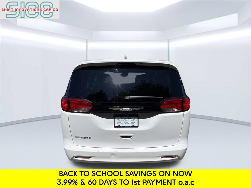 Used 2023 Chrysler Voyager LX FWD image 6