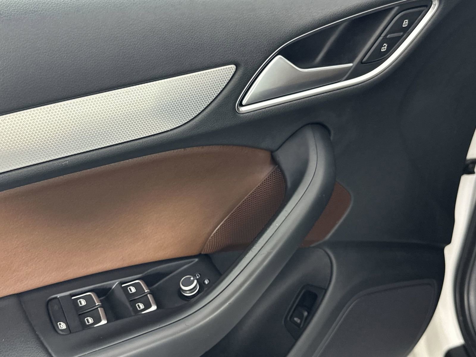 Used 2018 Audi Q3 2.0T Premium w/ Convenience Package image 17