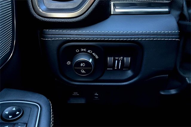 Used 2021 RAM 1500 Limited image 26