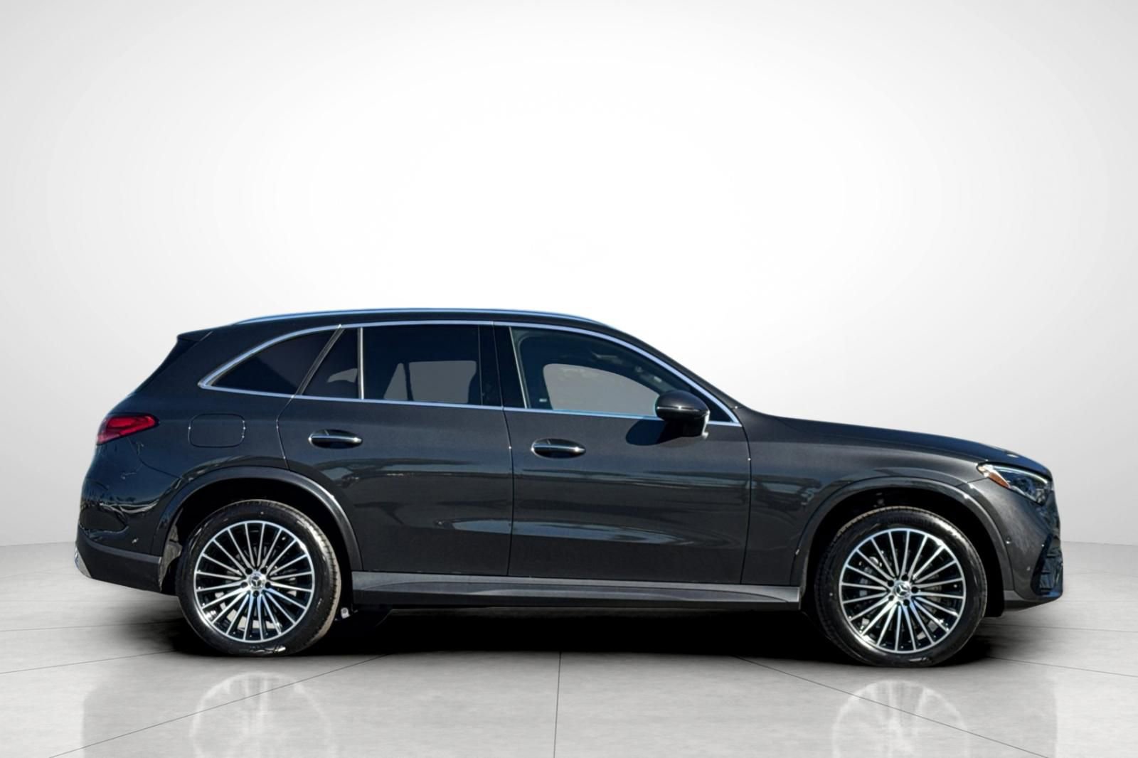 New 2026 Mercedes-Benz GLC 300 image 31