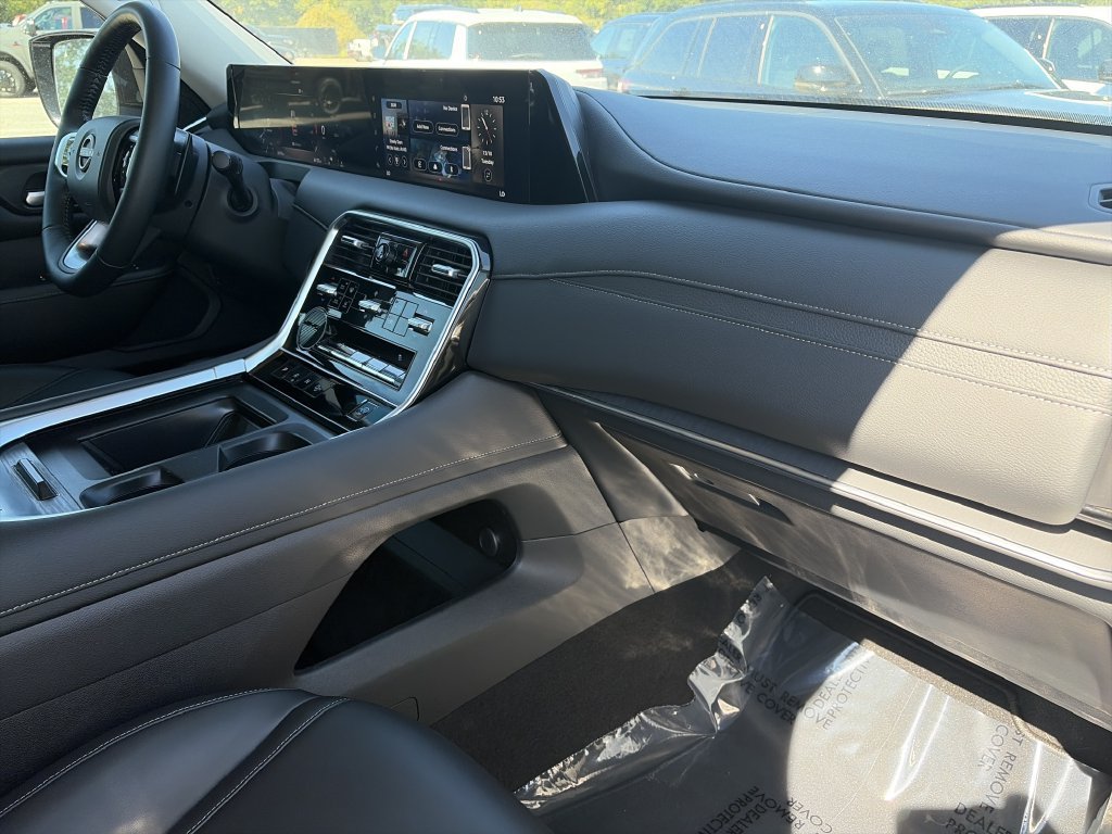 Used 2025 Nissan Armada SV RWD image 30