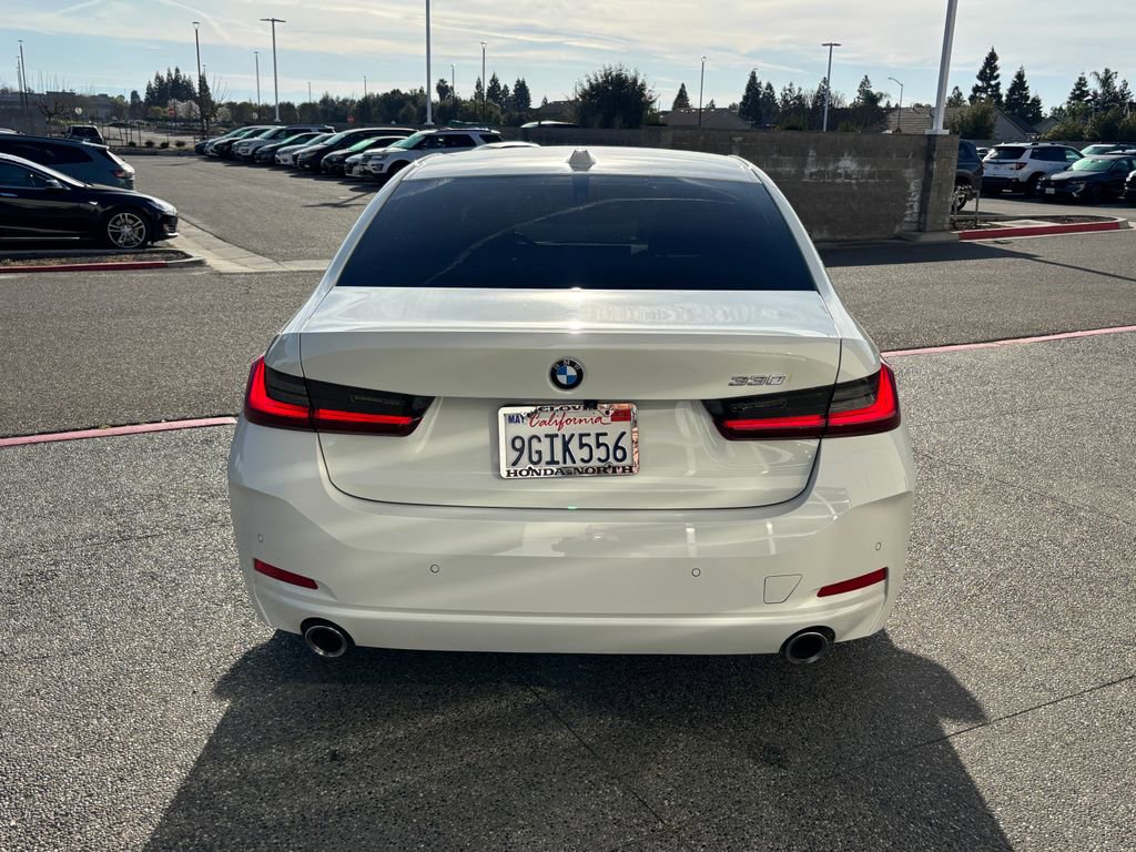 Used 2023 BMW 330i Sedan w/ Convenience Package image 6
