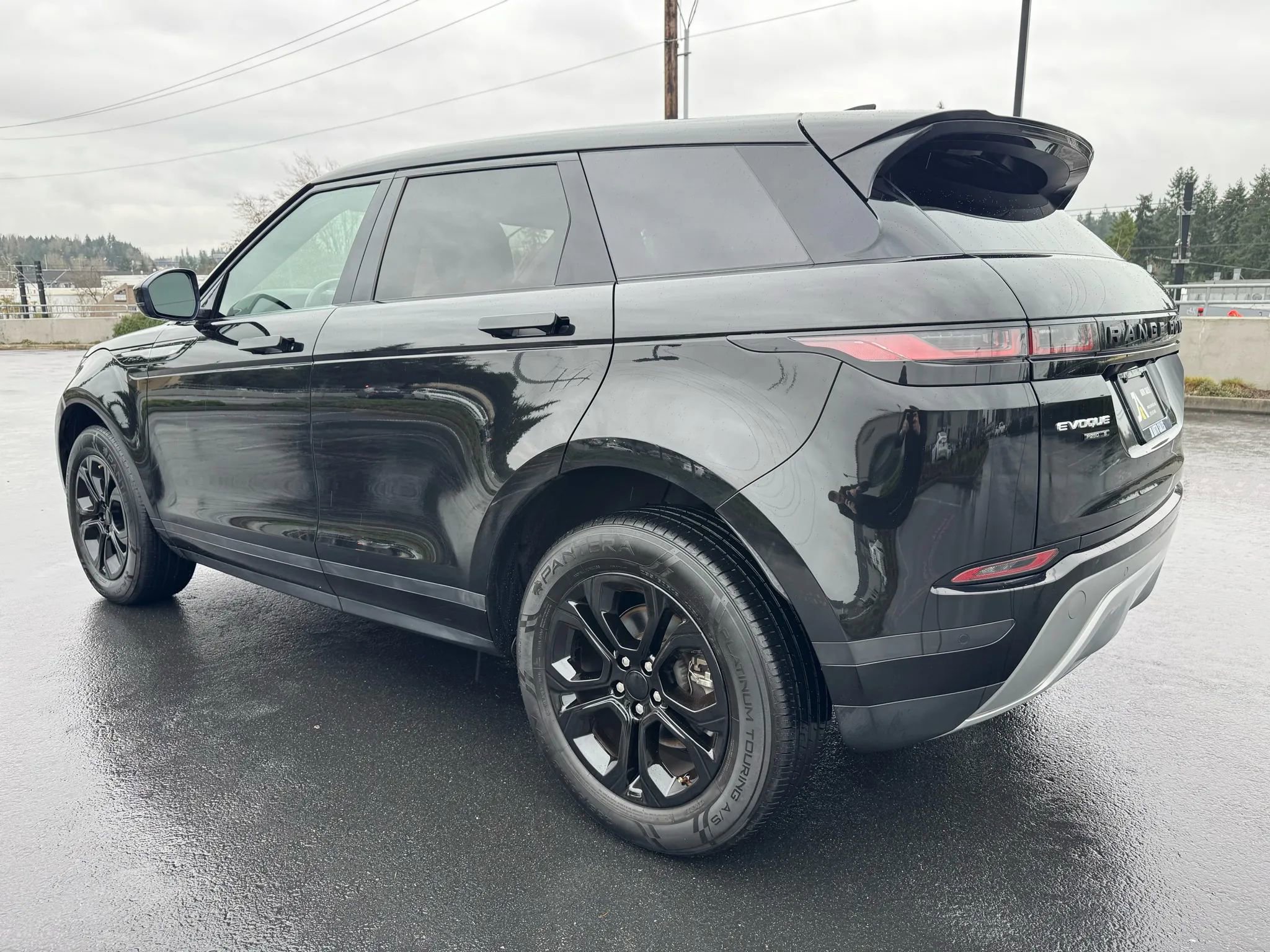 Used 2020 Land Rover Range Rover Evoque S image 7