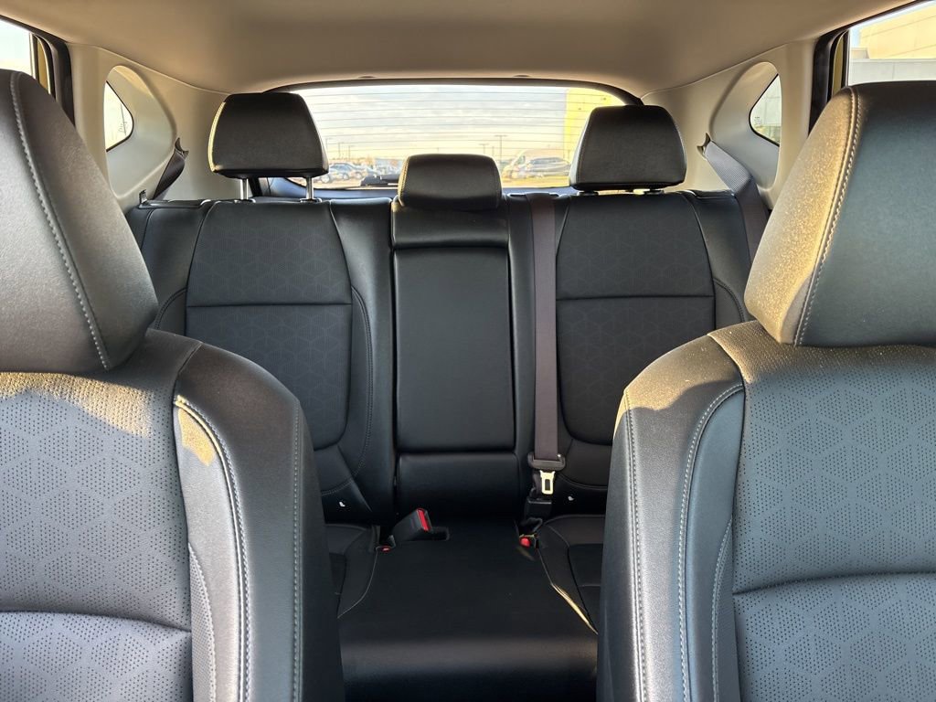 Used 2024 Kia Seltos SX w/ SX Sunroof Package image 15