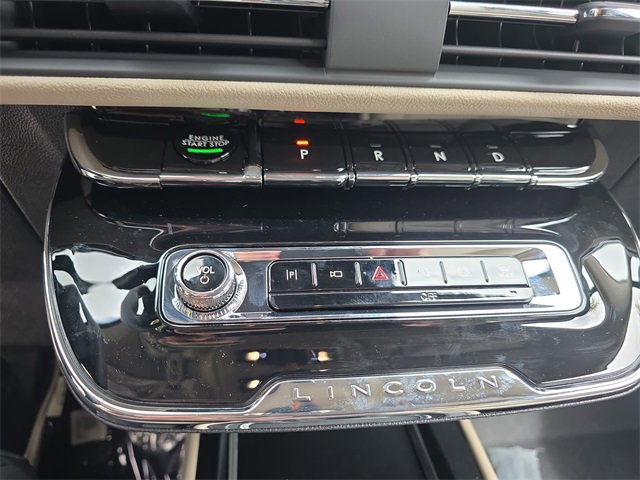 New 2026 Lincoln Corsair Premiere image 20