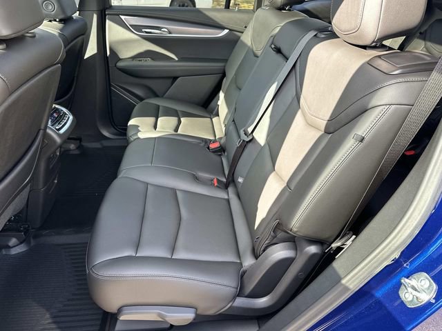 Used 2024 Cadillac XT6 Luxury AWD/4WD image 11