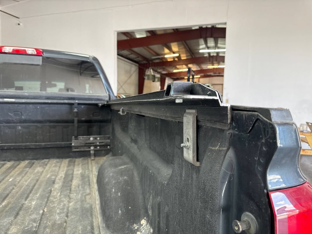 Used 2017 Chevrolet Silverado 1500 LTZ AWD/4WD image 19