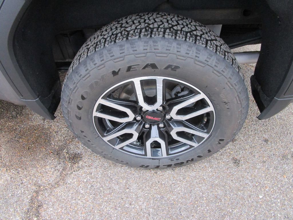 Used 2021 GMC Sierra 1500 AT4 image 14