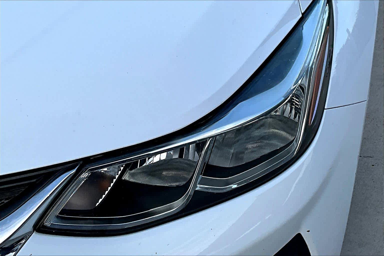 Used 2019 Chevrolet Cruze LS w/ LS Convenience Package image 29