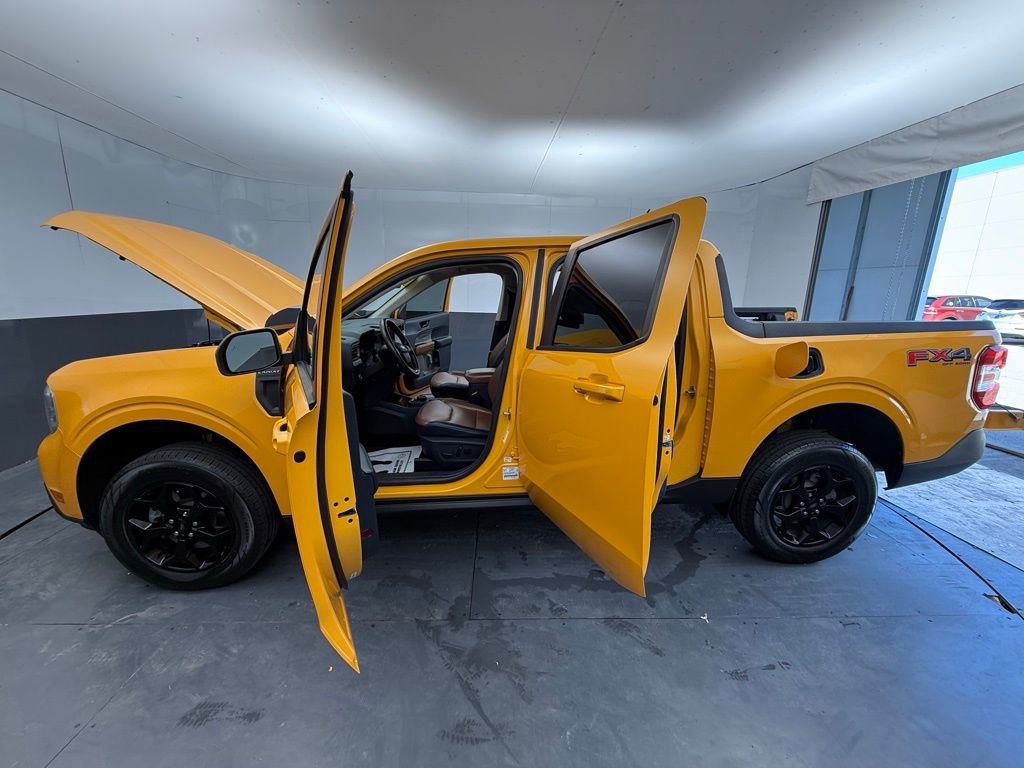 Used 2022 Ford Maverick Lariat w/ Lariat Luxury Package AWD/4WD image 15