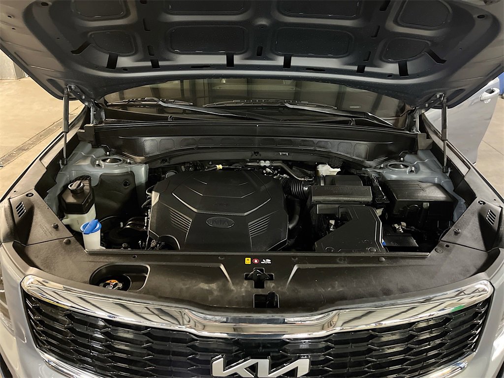 Used 2022 Kia Telluride S image 32
