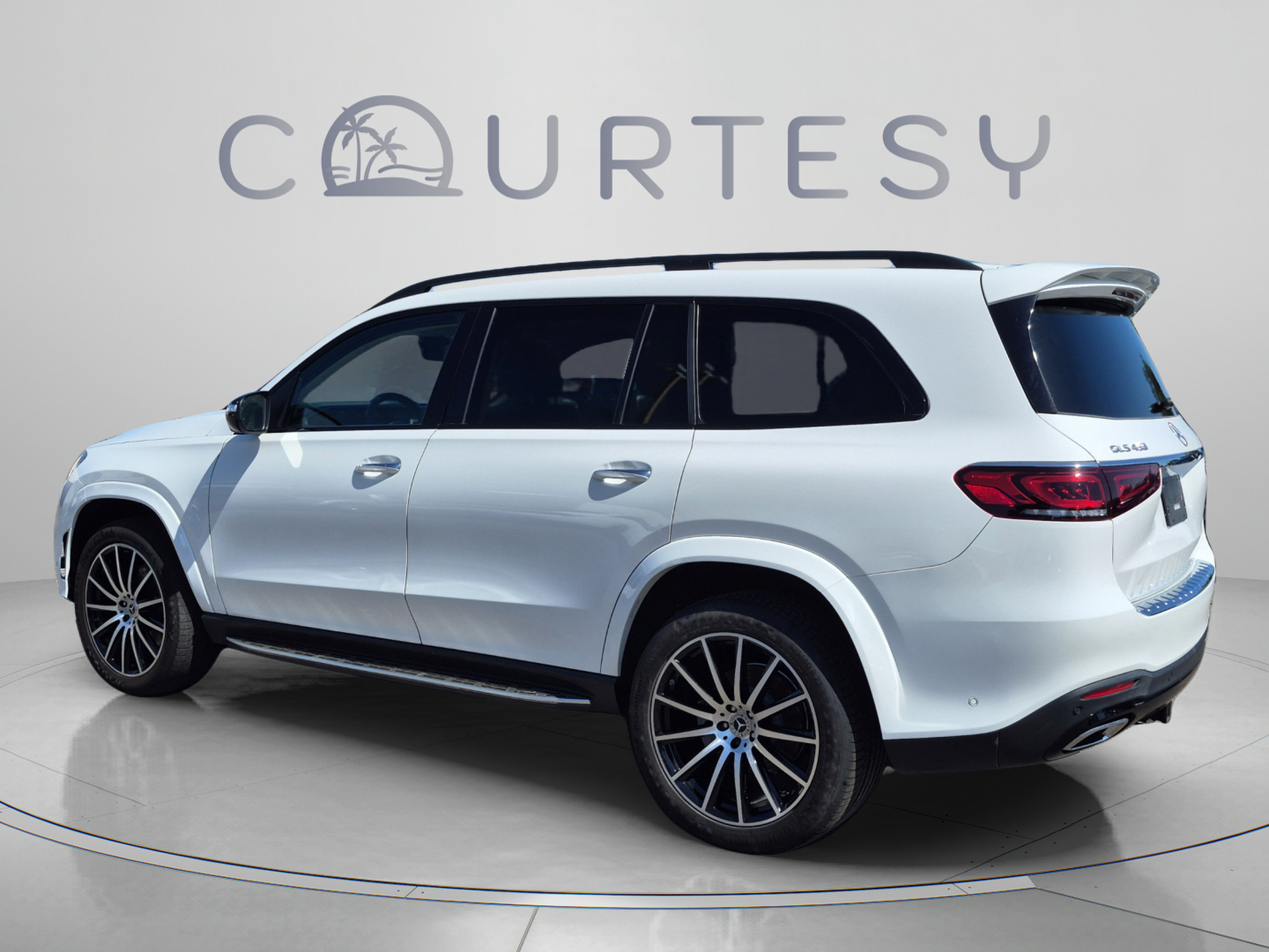 Used 2023 Mercedes-Benz GLS 450 4MATIC w/ AMG Line Exterior image 5