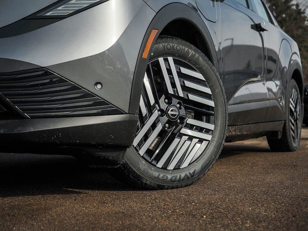 New 2026 Nissan Leaf SV+ w/ Illuminated Package image 6