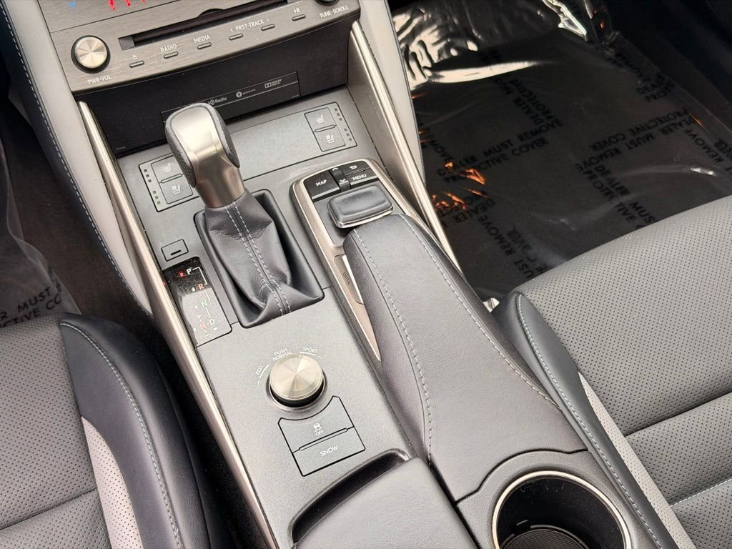 Used 2020 Lexus IS 300 F Sport w/ Blackline Edition RWD image 20