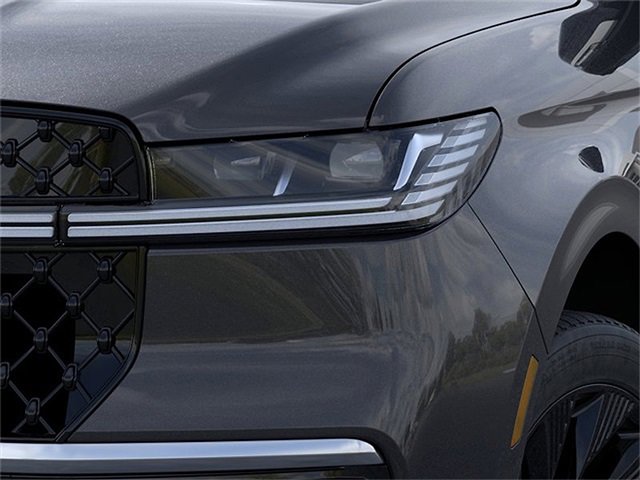 New 2026 Lincoln Navigator L Reserve AWD/4WD image 18