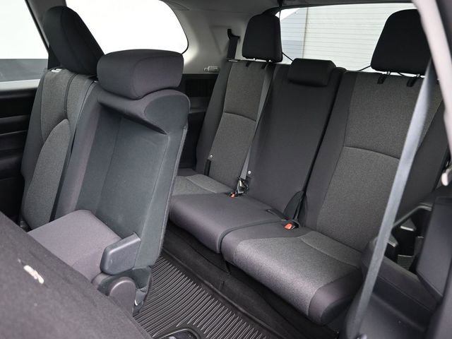 Certified 2025 Toyota Grand Highlander AWD image 28