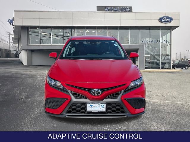 Used 2021 Toyota Camry SE FWD image 2