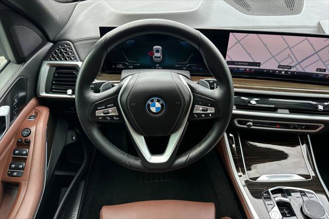 Used 2024 BMW X5 xDrive50e w/ Parking Assistance Package image 13