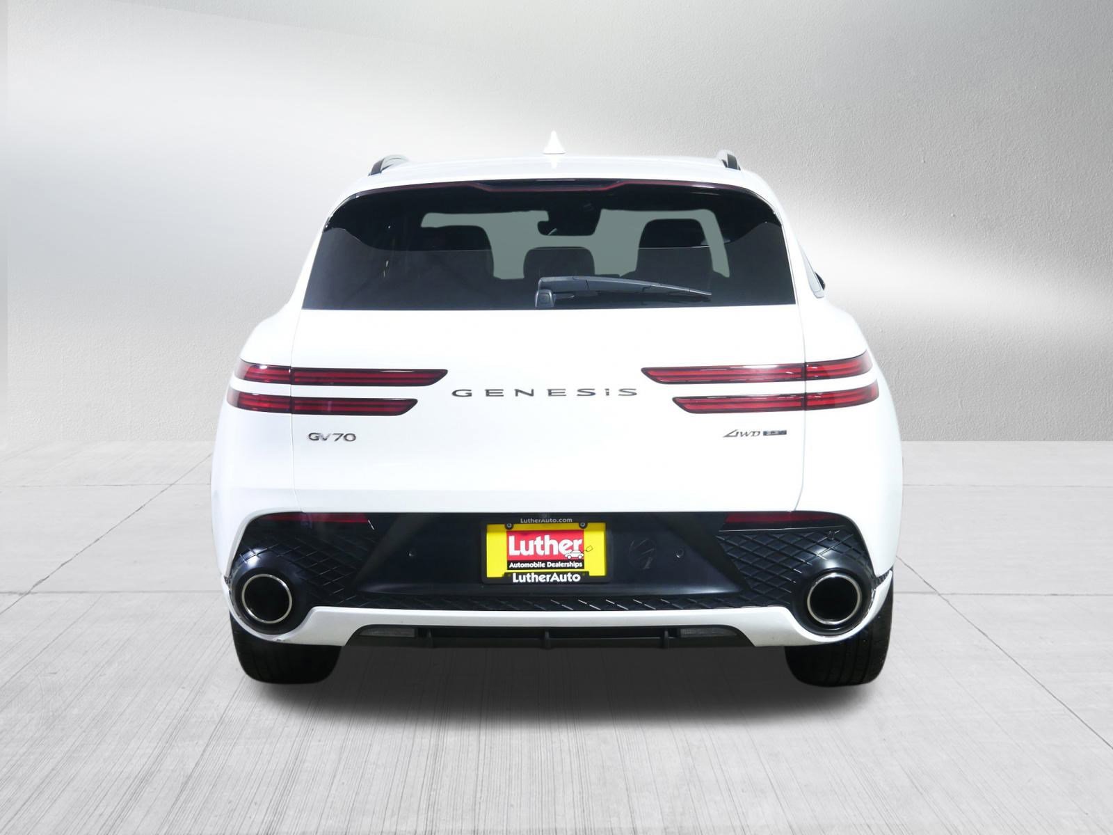 Used 2024 Genesis GV70 3.5T Sport image 6