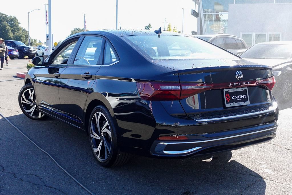 New 2025 Volkswagen Jetta SEL image 9