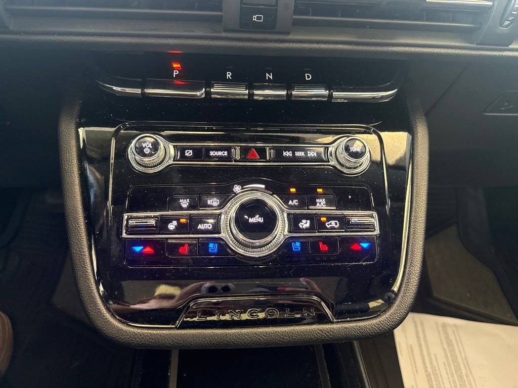 Used 2022 Lincoln Corsair AWD w/ Premium Package image 21
