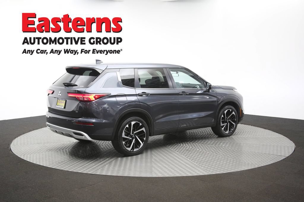 Used 2024 Mitsubishi Outlander SE AWD/4WD image 41