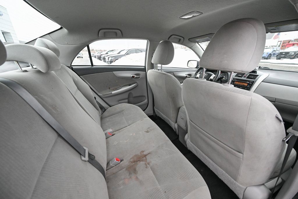Used 2012 Toyota Corolla LE image 24
