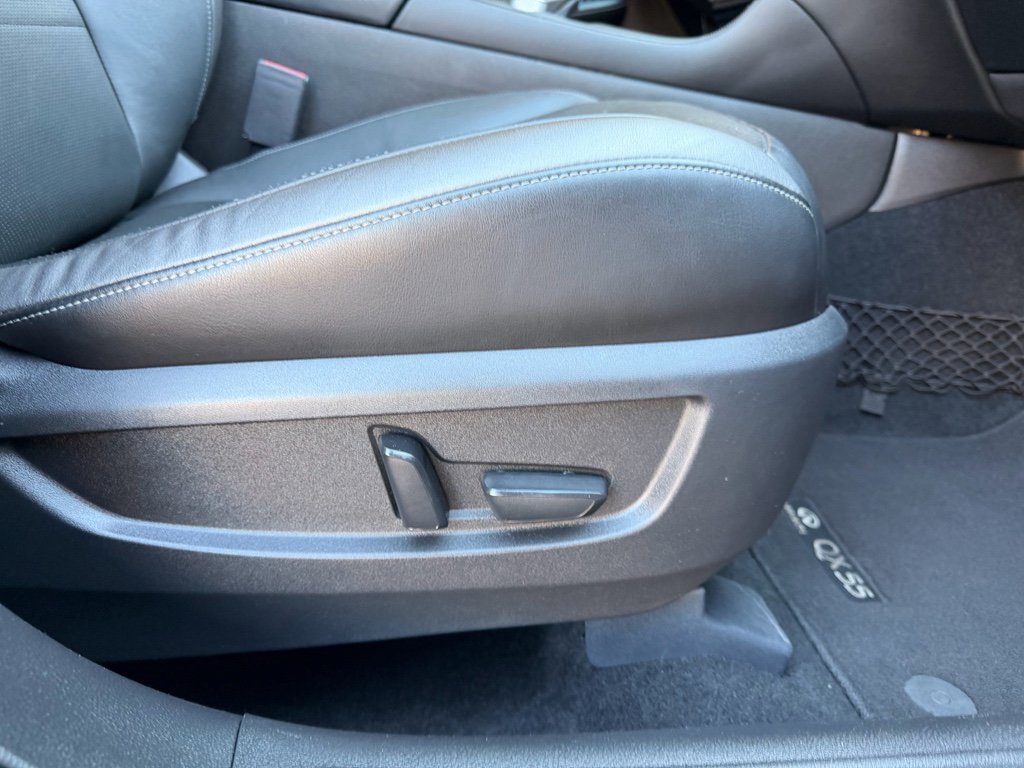 Used 2023 INFINITI QX55 Essential image 26