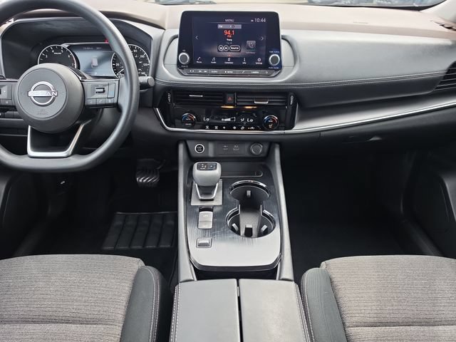 Certified 2022 Nissan Rogue SV FWD image 14