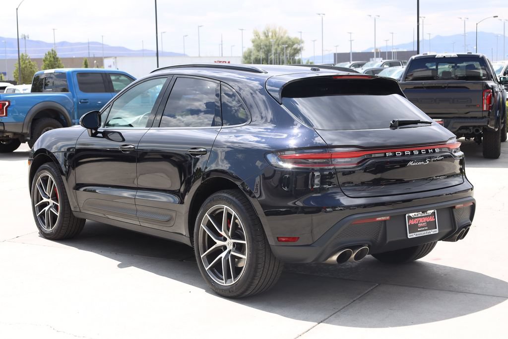 Used 2022 Porsche Macan S w/ Premium Package Plus AWD/4WD image 4