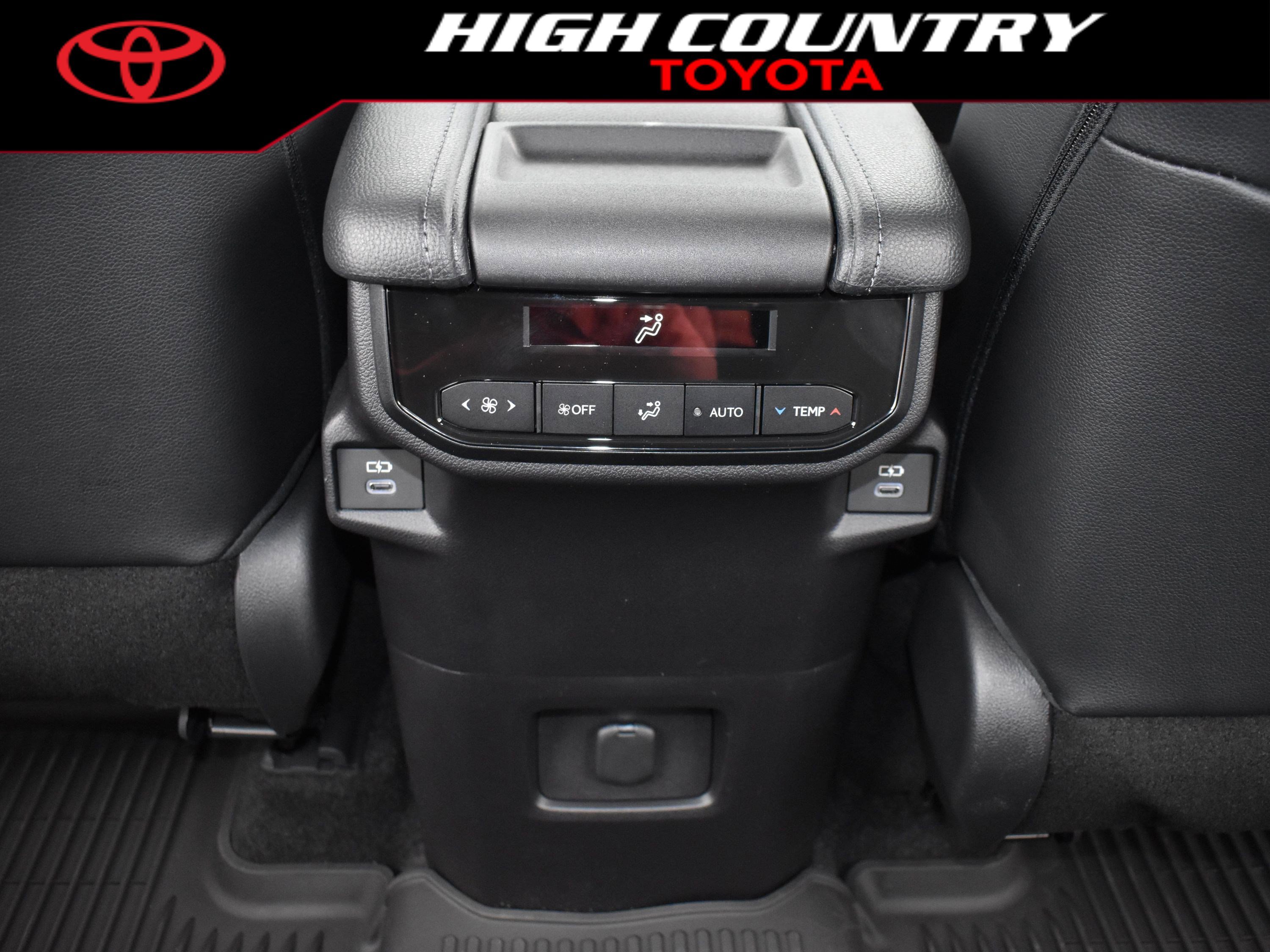 New 2026 Toyota Grand Highlander XLE image 18