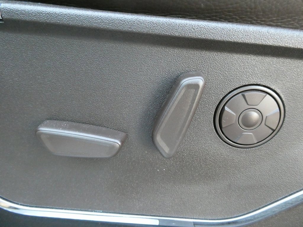 Used 2025 Ford F350 King Ranch w/ Chrome Package image 24