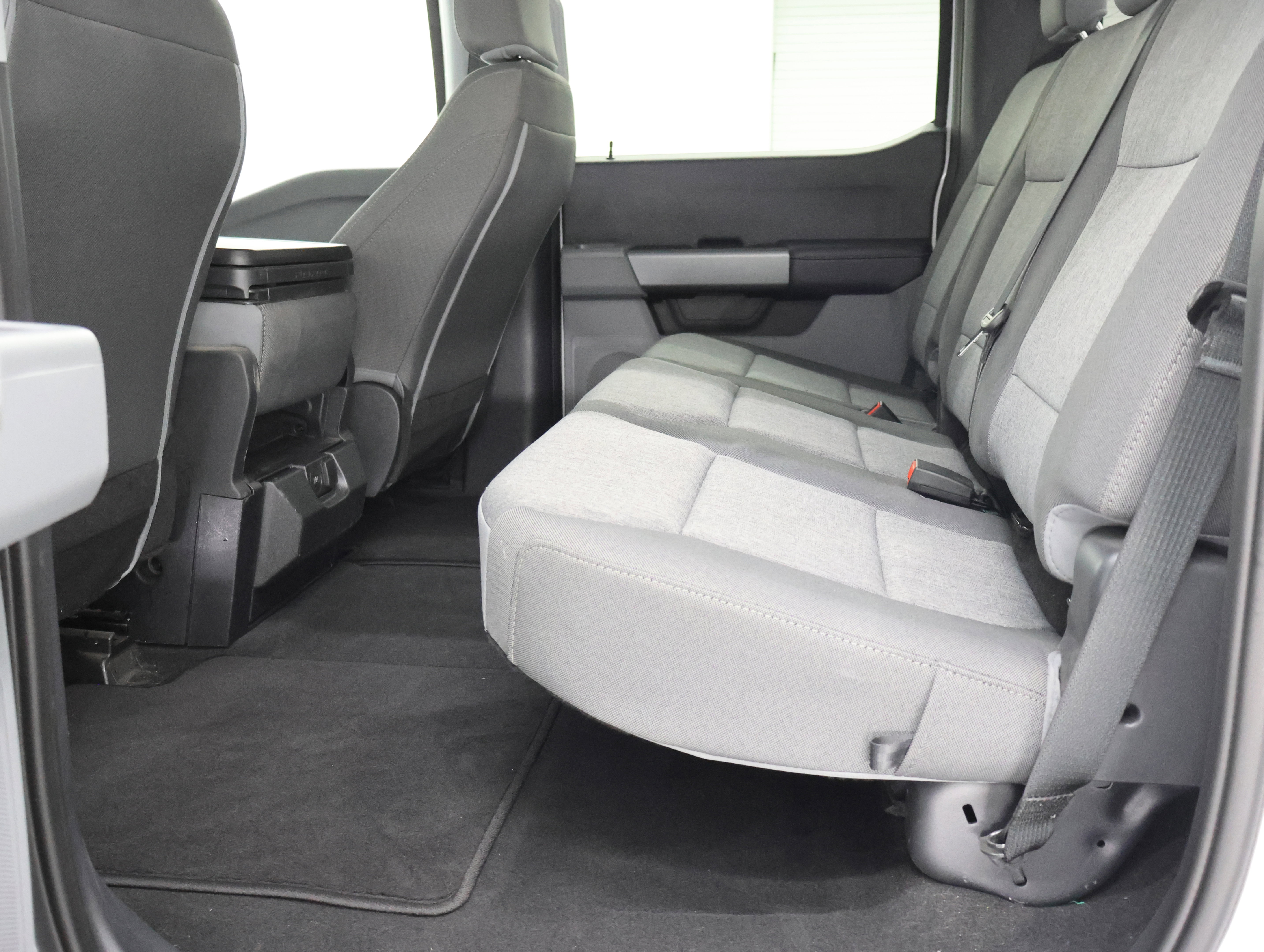 Used 2025 Ford F250 XL w/ STX Appearance Package AWD/4WD image 9