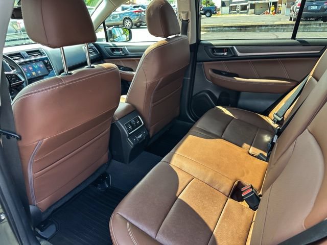 Used 2018 Subaru Outback 3.6R Touring w/ Popular Package #3 AWD/4WD image 21