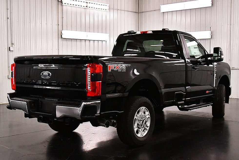 New 2026 Ford F350 XLT w/ 360-Degree Camera Package AWD/4WD image 7
