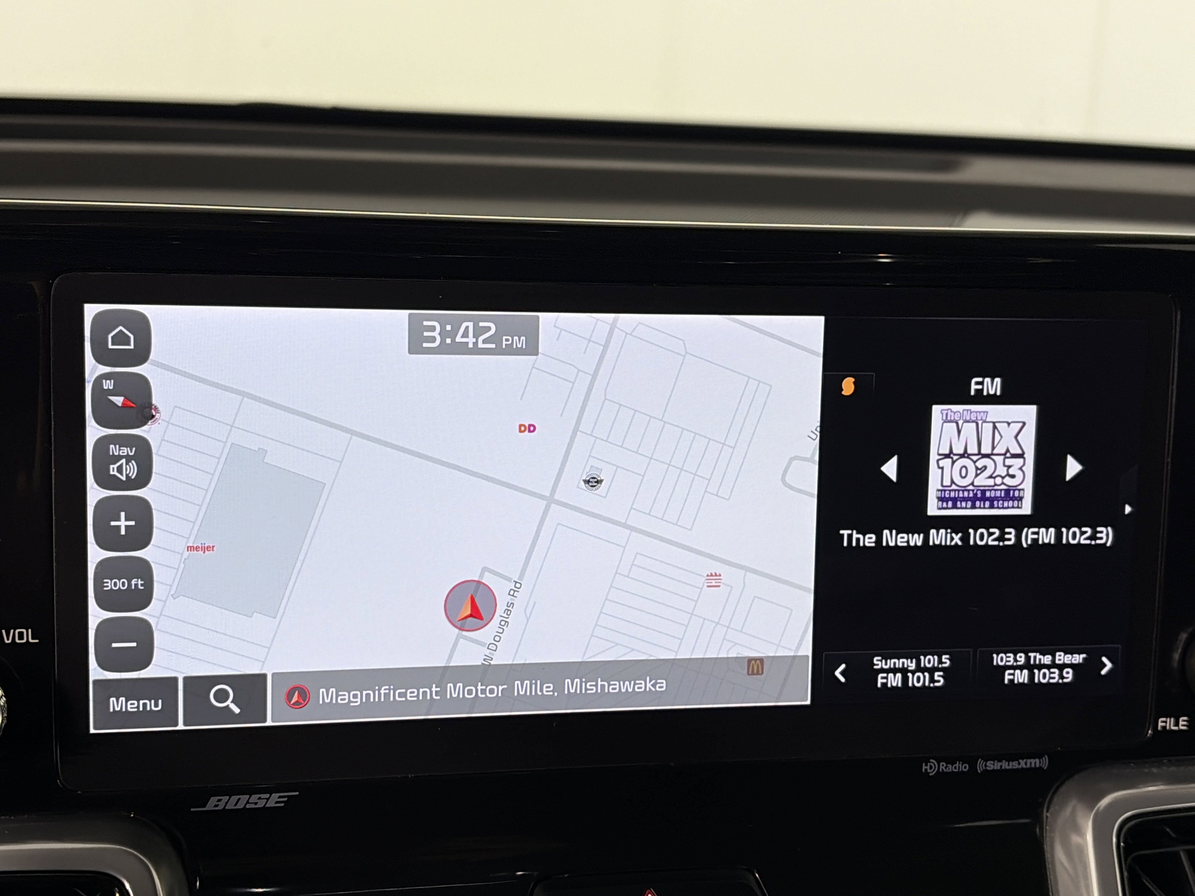 Certified 2023 Kia Sorento SX Prestige image 22