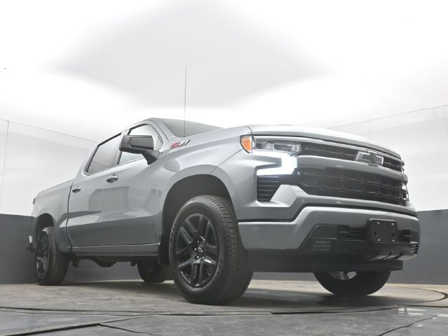 Used 2023 Chevrolet Silverado 1500 RST w/ Z71 Off-Road Package AWD/4WD image 40