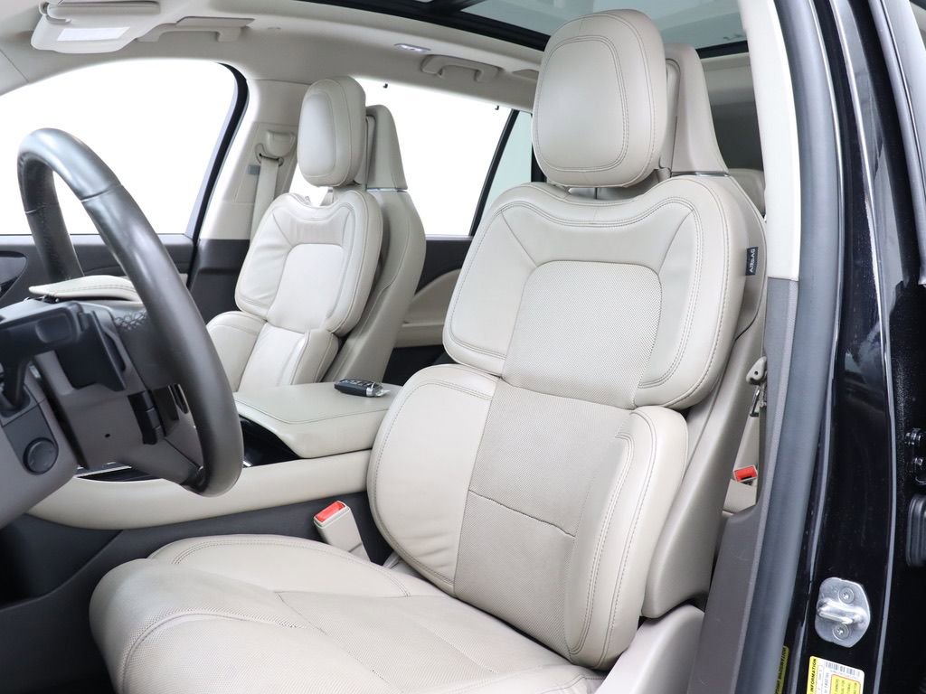 Used 2020 Lincoln Aviator Reserve w/ Equipment Group 201A image 14