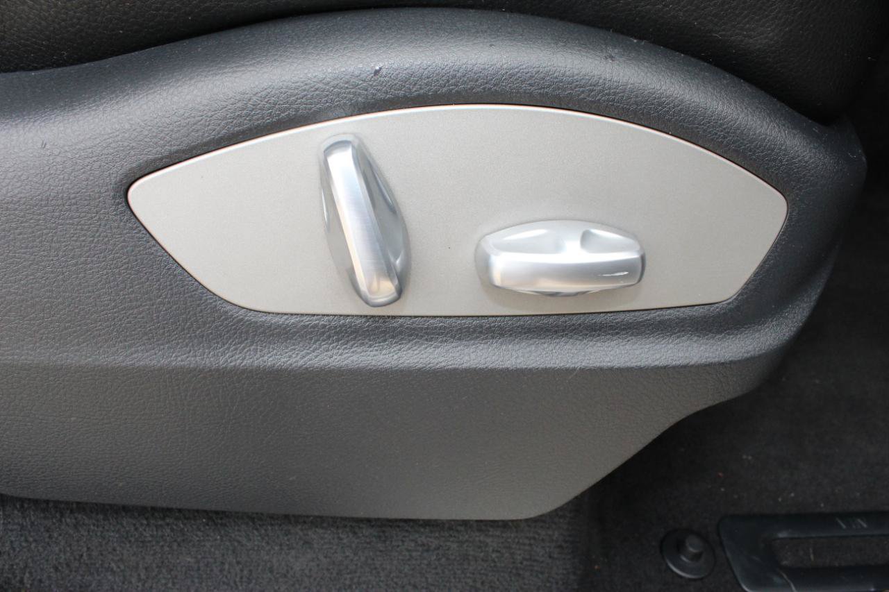 Used 2016 Porsche Cayenne AWD/4WD image 22