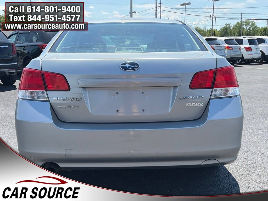 Used 2010 Subaru Legacy 2.5i Limited AWD/4WD image 6