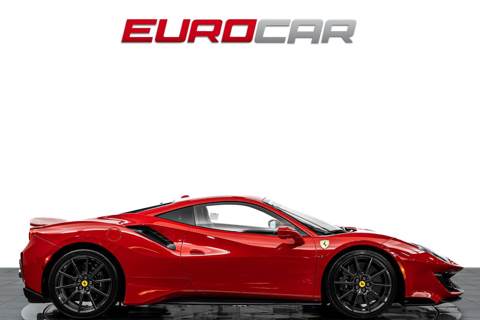 Used 2019 Ferrari 488 Pista Coupe RWD image 6