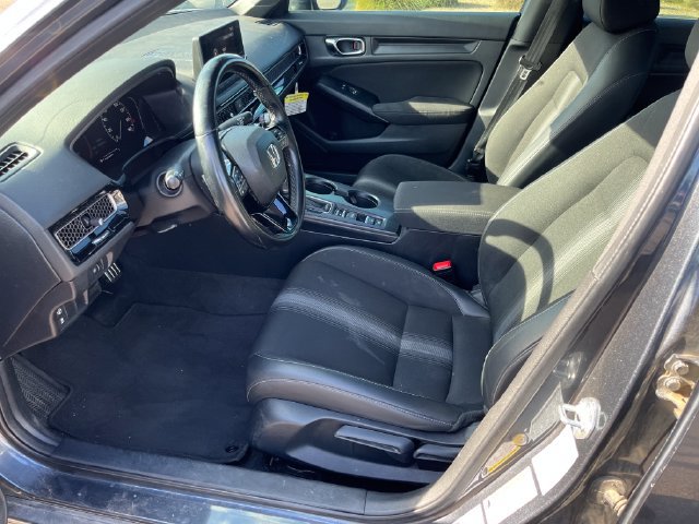 Used 2023 Honda Civic Sport image 2