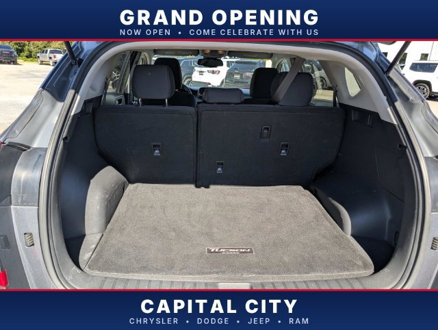 Used 2021 Hyundai Tucson SEL w/ Cargo Package FWD image 13