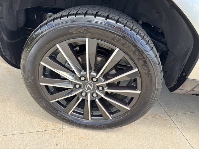 Used 2024 Lexus GX 550 AWD/4WD image 10