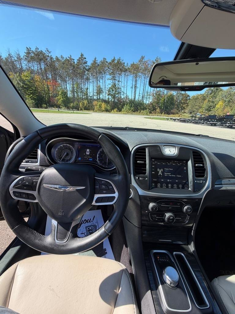 Used 2017 Chrysler 300 Limited w/ Value Package AWD/4WD image 11