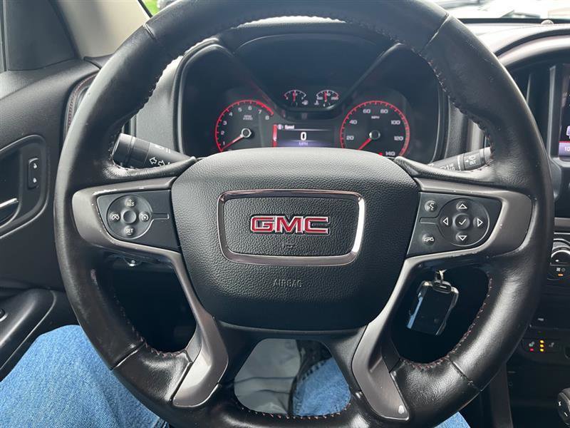 Used 2015 GMC Canyon SLE w/ All-Terrain Package AWD/4WD image 17
