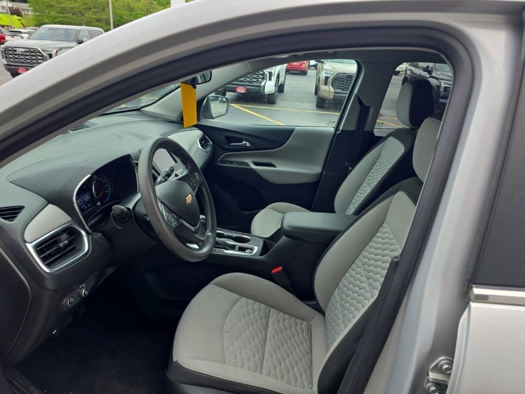 Used 2021 Chevrolet Equinox LT FWD image 15