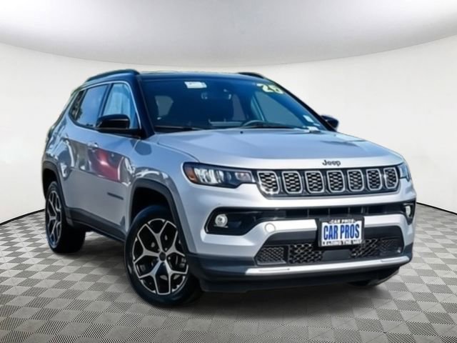 Used 2025 Jeep Compass Limited image 3